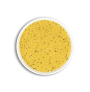 Muestra del pienso o comida en pasta de cría amarilla con huevo Muestra del pienso o comida en pasta de cría amarilla con huevo